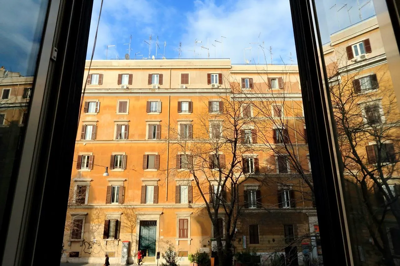 Bed & Breakfast Domus Domas & Boutique - Golden Keys Collection Bed and Breakfast Rome