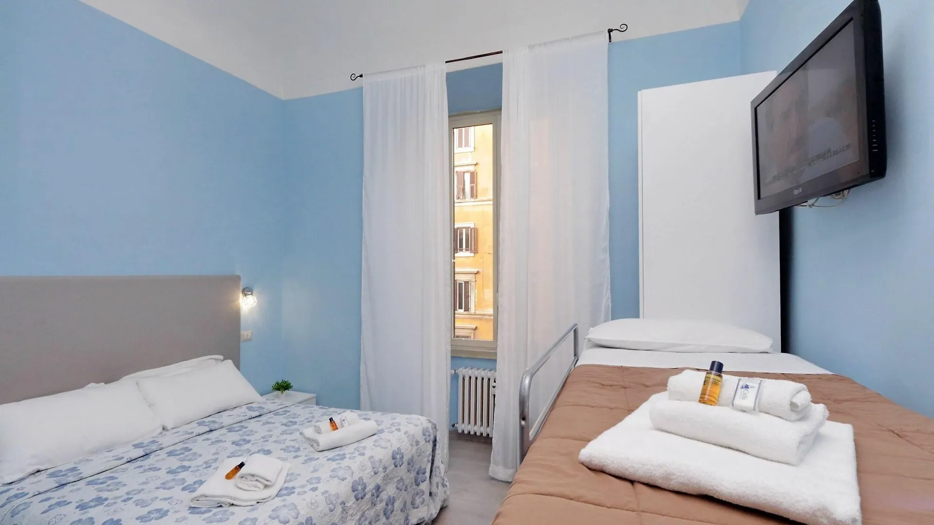 Bed and Breakfast Domus Domas & Boutique - Golden Keys Collection Roma 3*,  Italia