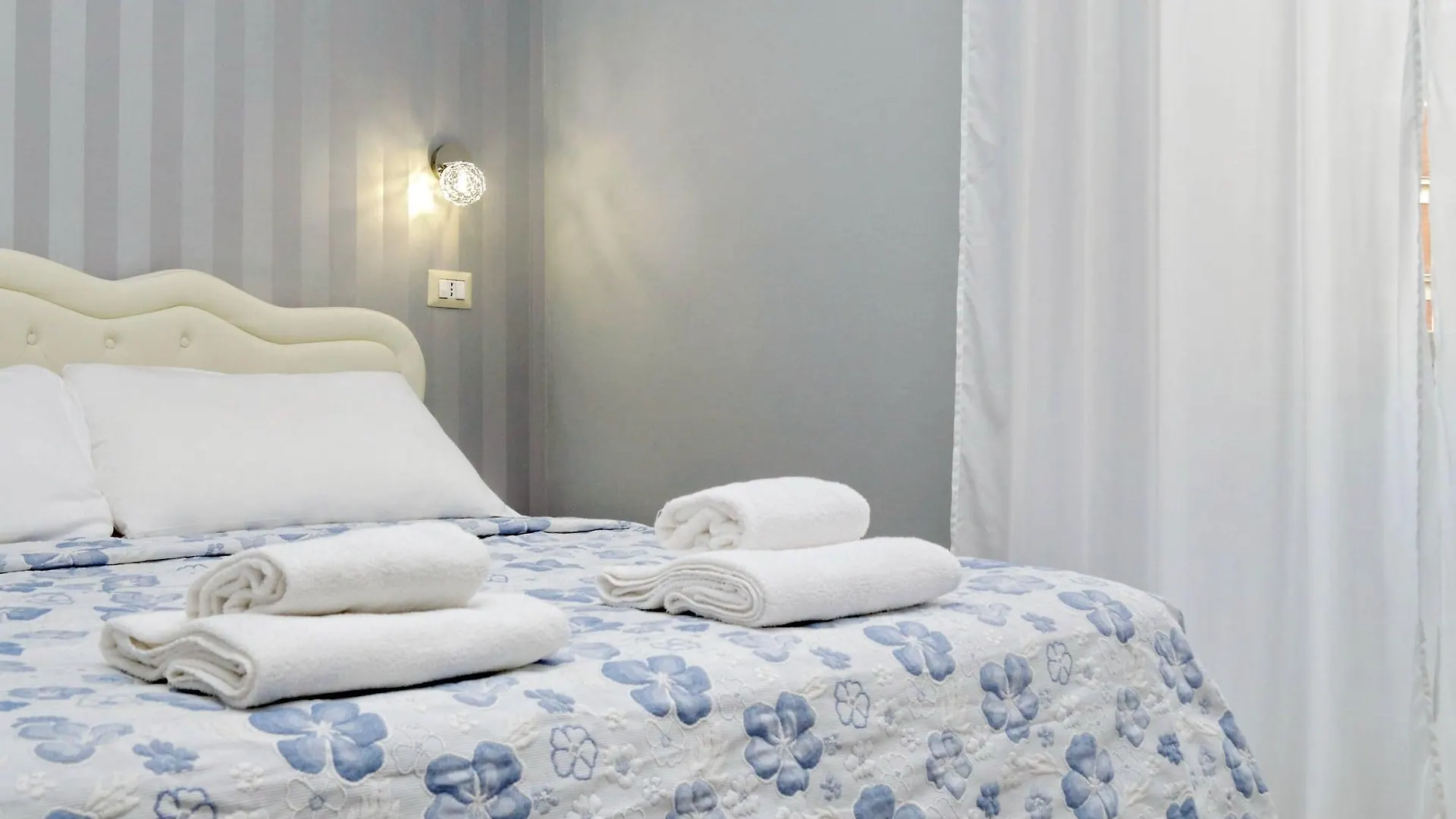 Bed and Breakfast Domus Domas & Boutique - Golden Keys Collection à Rome 3*,  Italie