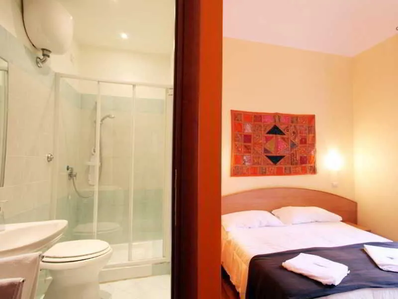 Domus Domas & Boutique - Golden Keys Collection Bed & Breakfast Rome