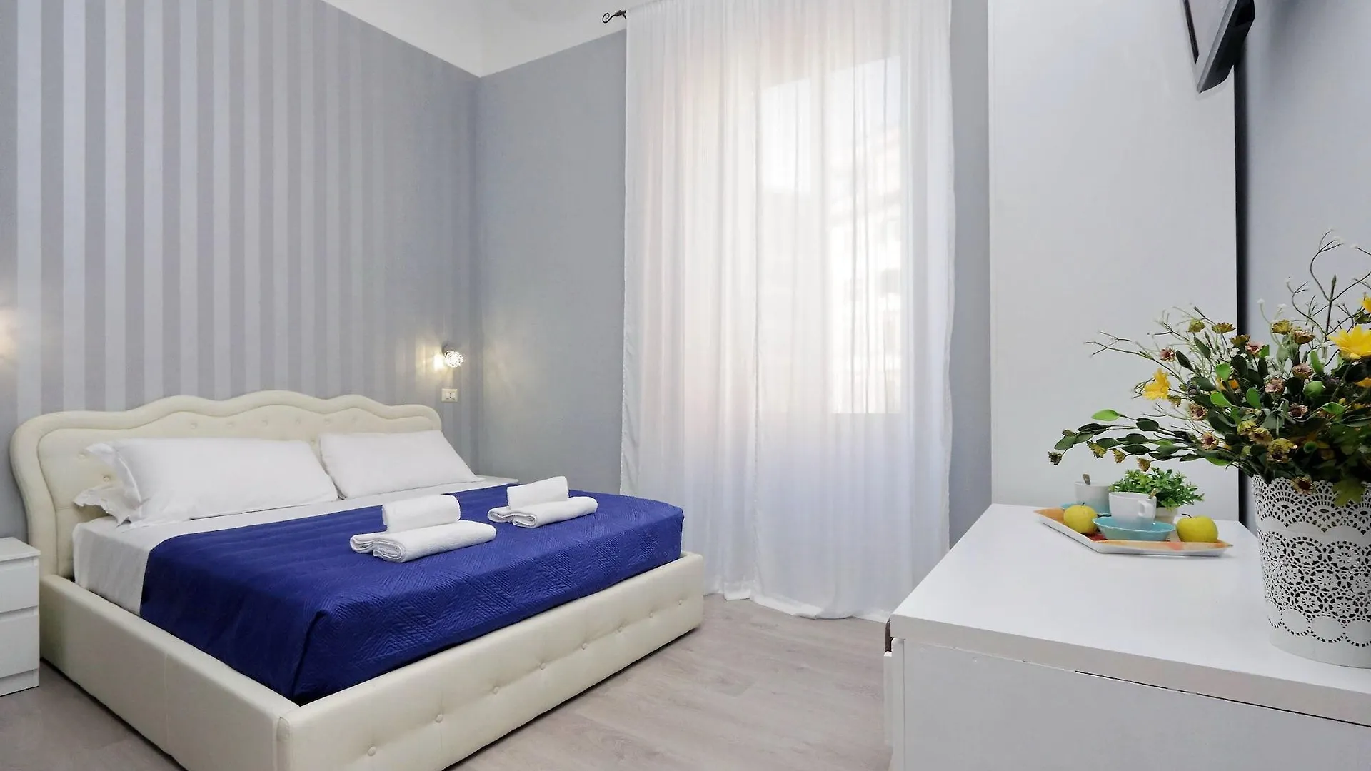 ***  Domus Domas & Boutique - Golden Keys Collection Bed & Breakfast Rome Italy