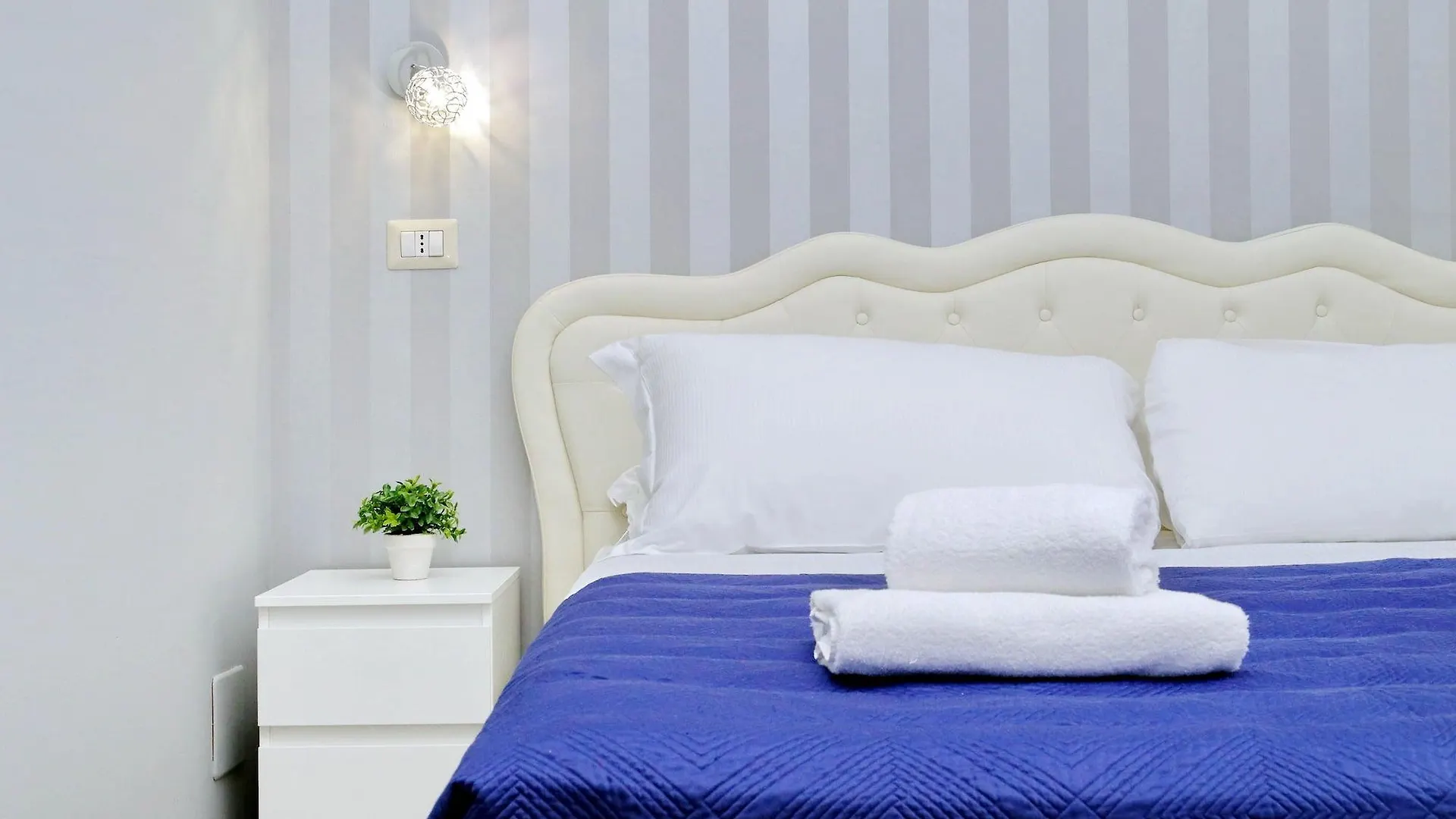 Domus Domas & Boutique - Golden Keys Collection Bed & Breakfast Rome 3*,